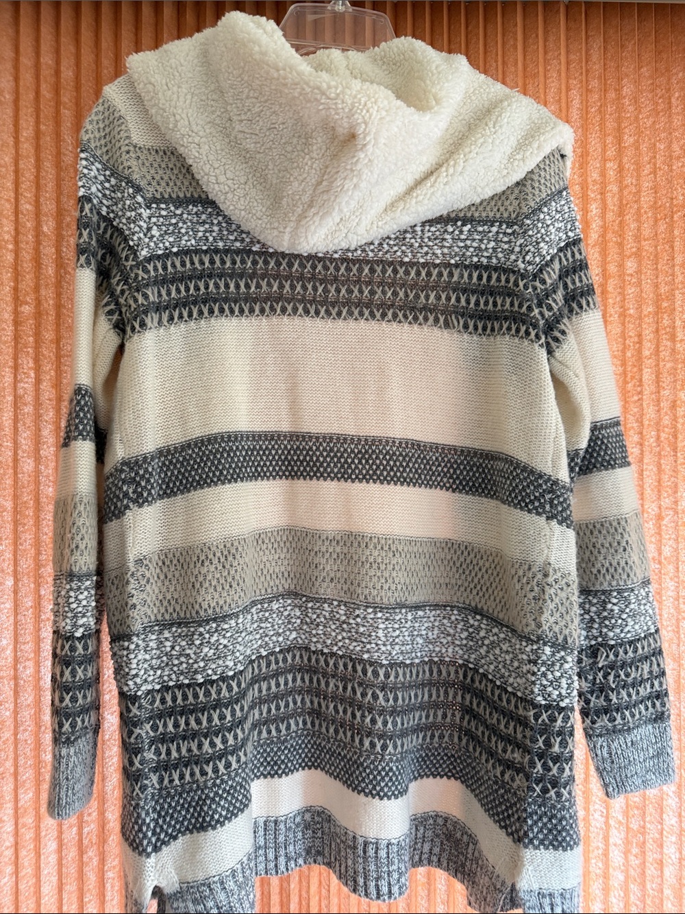 Let’s & Me Cozy Hooded Open-Front Sweater Cardigan in Cream and Gray size M - Picture 5 of 10